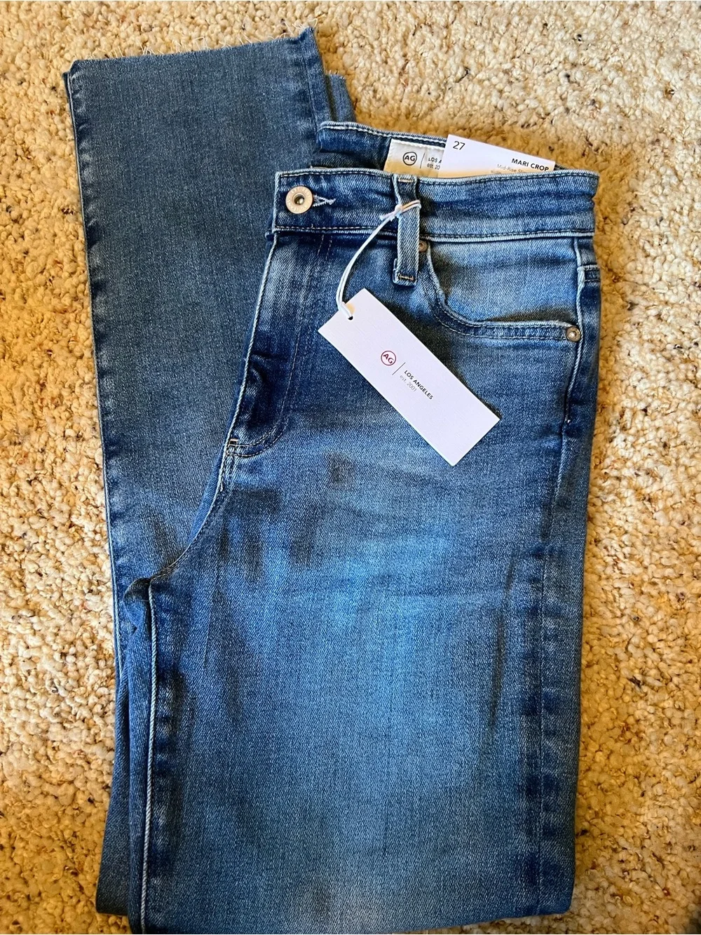 Ag Adriano Goldschmied Light Wash Cropped Straight Jeans NWT - Picture 2 of 7